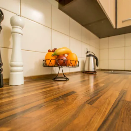 Senlux Apartment